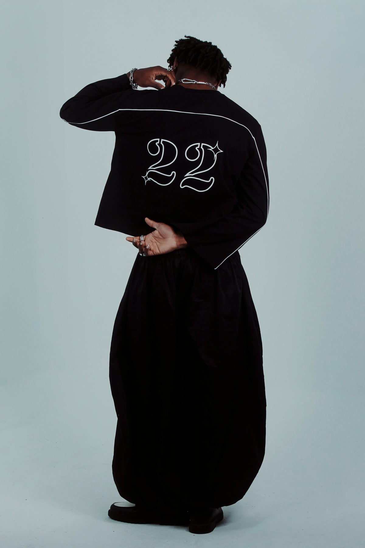 L022E Long-Sleeve Tee